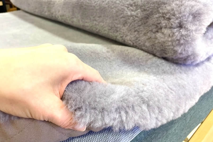 アミカドヤのムートンシーツ