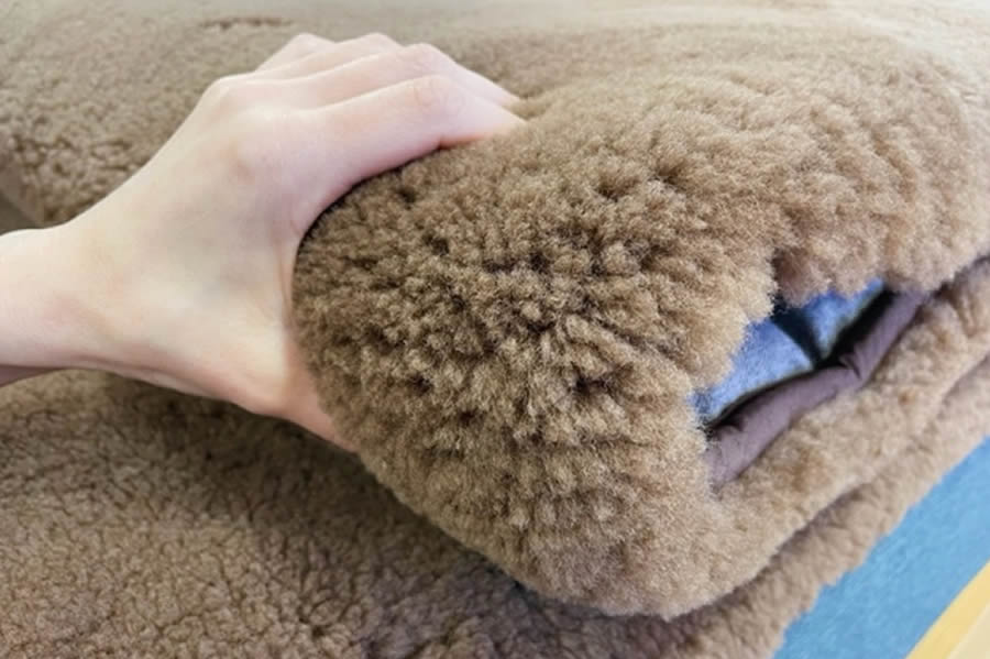 アミカドヤのムートンシーツ